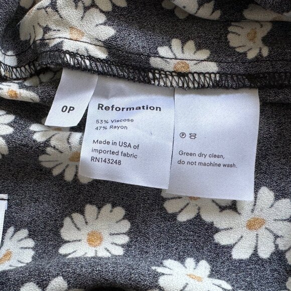Reformation Daisy Chain Floral Midi Bea Skirt, 0P - Picture 5 of 6